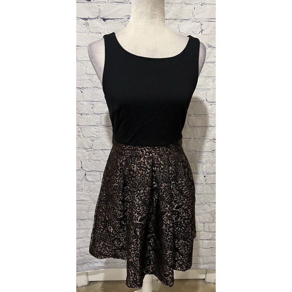 Tahari Dress Black Damask Tapestry Skater Tank Style Pleated With Pockets Size 4